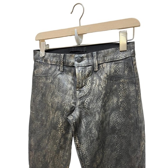 J. Brand Black Golden Snakeskin Coated Legging Jean Size 26 Edgy Club Night Life - Picture 10 of 12